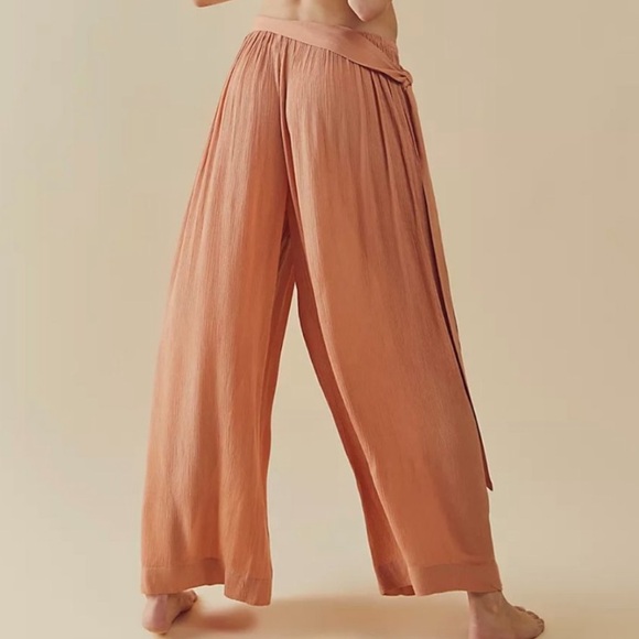 NWOT FREE PEOPLE sliver of light wide leg tie sides pants in blue size S/M - Picture 5 of 12